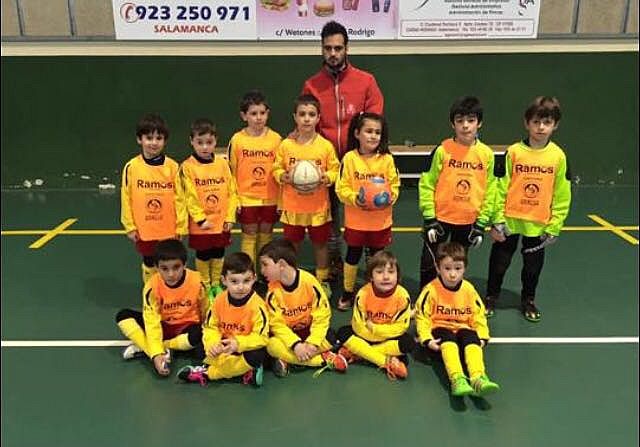 ‘Los Leones’ de Vitigudino vencen al Tres Columnas 8-1