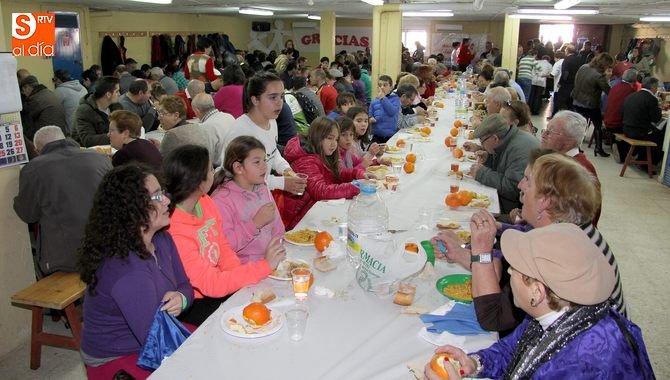 En Navidad la AMPA del colegio organizó otra acción solidaria / CORRAL