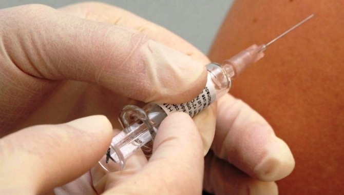 Uno de los cambios, la administración de la vacuna de la varicela