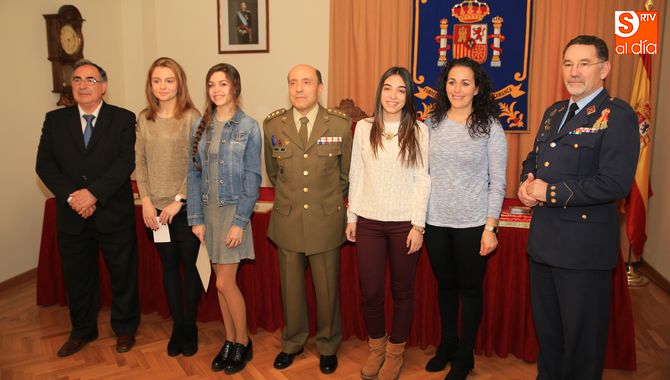 Entrega de los premios a los alumnos salmantinos ganadores / Alberto Martín