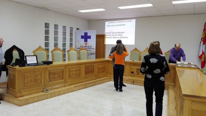 La Hermandad de Donantes de Sangre hace entrega de Medallas conmemorativas