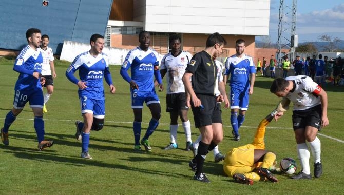 El Ciudad Rodrigo, a las puertas de la remontada ante el Mirandés (2-3)  