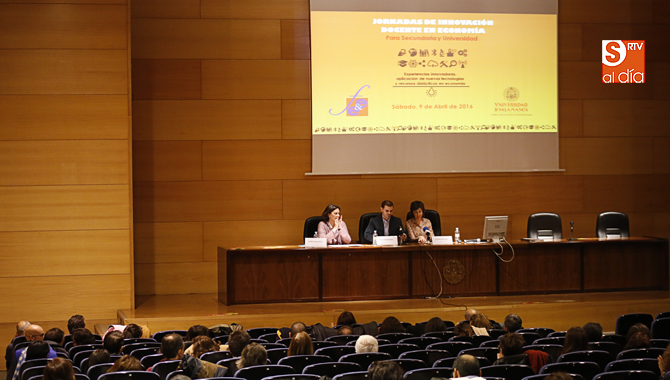 Inauguración de la jornada de Innovación Docente en Economía (Foto de Álex López)