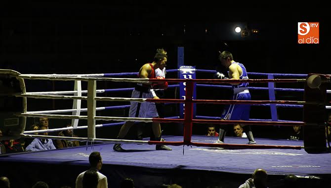 Un momento de la velada de boxeo en La Alamedilla