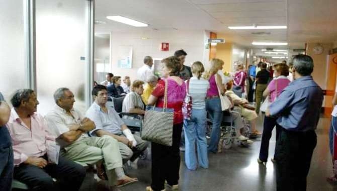 El plan incluye actuaciones para reducir las listas de espera en el ámbito sanitario