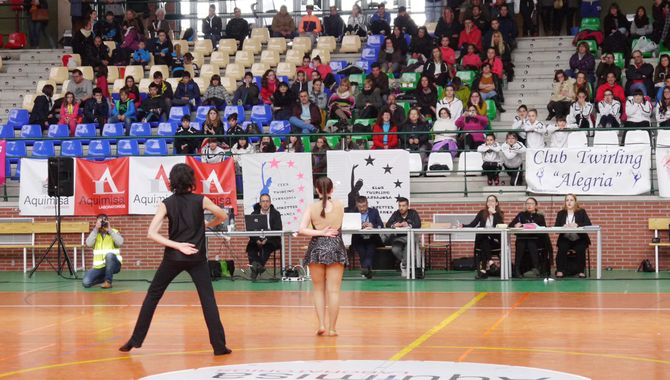 Campeonato Regional de Twirling en Carbajosa de la Sagrada