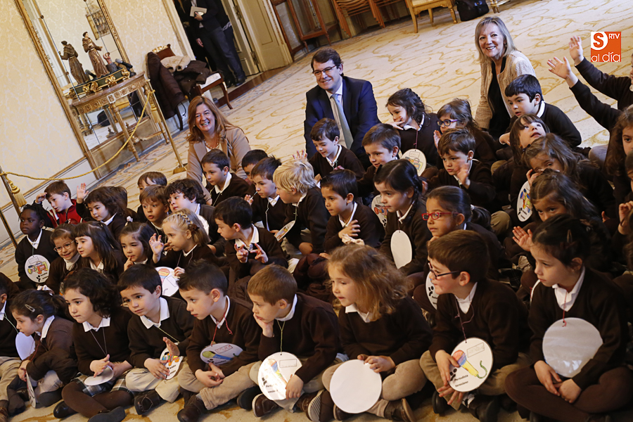 Niños de las Teresianas visitaron este lunes al alcalde de la ciudad