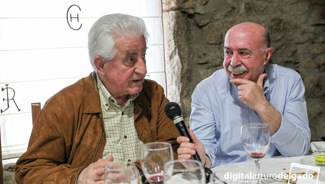 El maestro El Viti, en los Cocidos taurinos de la peña de Domingo López Chaves