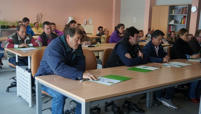 El curso se  está impartiendo estos días en Vitigudino