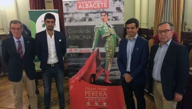 RTVE retransmitirá la encerrona de Perera para Asprona  