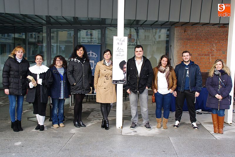 Los lectores de la villa cumplen el objetivo de leer El Quijote ocho horas seguidas