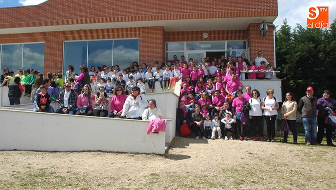 La yincaca de juegos se celebró en el entorno de las piscinas durante casi dos horas
