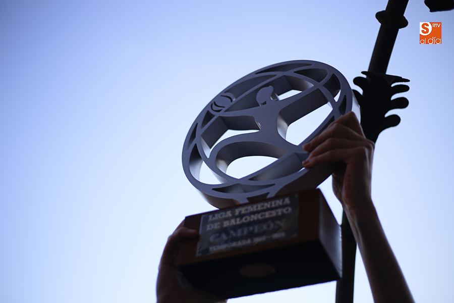 Una Liga Femenina Azul como el cielo de Salamanca (Foto de Álex López)