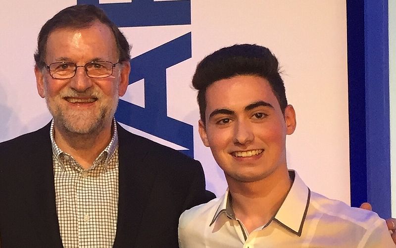 Javier Marcos con el presidente del Gobierno en un encuentro en el marco de su trabajo docente