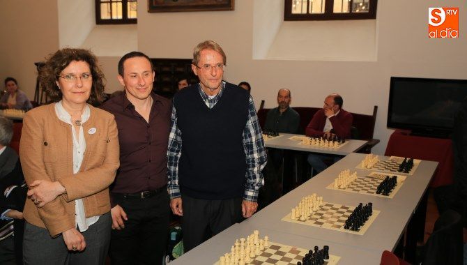 Ajedrez en torno a la figura de Miguel de Unamuno