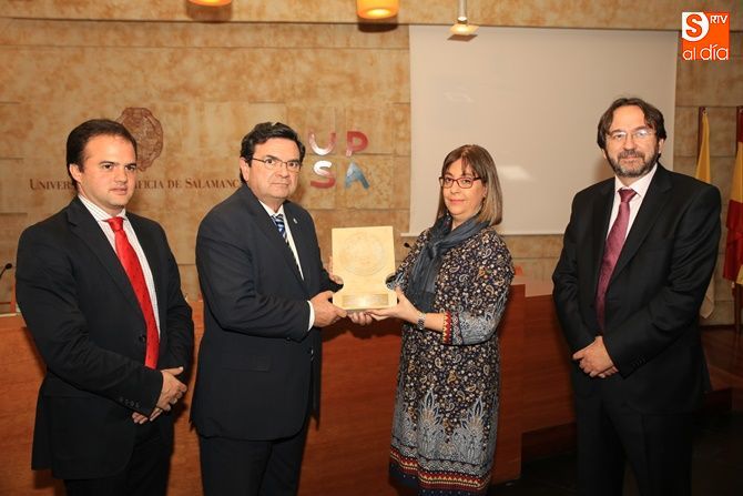 Entrega del Premio Asfáleya