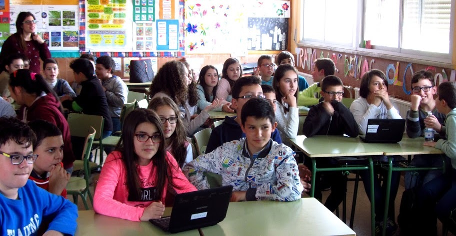 Alumnos del Miguel de Cervantes en una actividad reciente. Foto: CEIP Miguel de Cervantes.