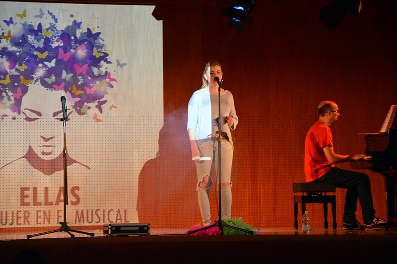 Foto 5 - El grupo de teatro musical AContratiempo estrena ‘ELLAS’  