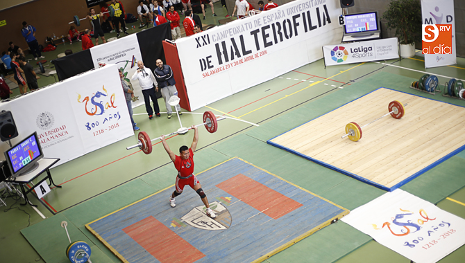 Campeonato de España de Halterofilia en el Pabellón Miguel de Unamuno (Foto de Álex López)