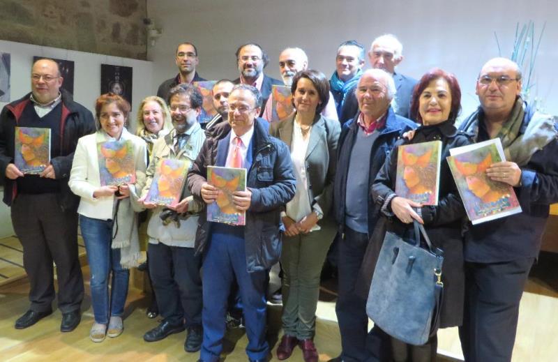 Poetas y lectores tras el acto de presentación | Fotos: Jaqueline Alencar