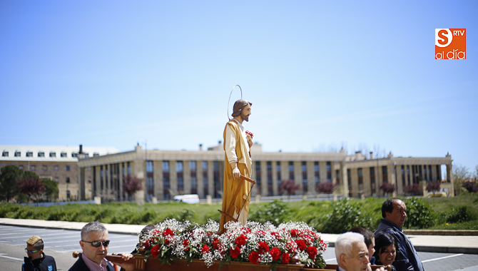 Procesión del patrón por Ciudad Jardín