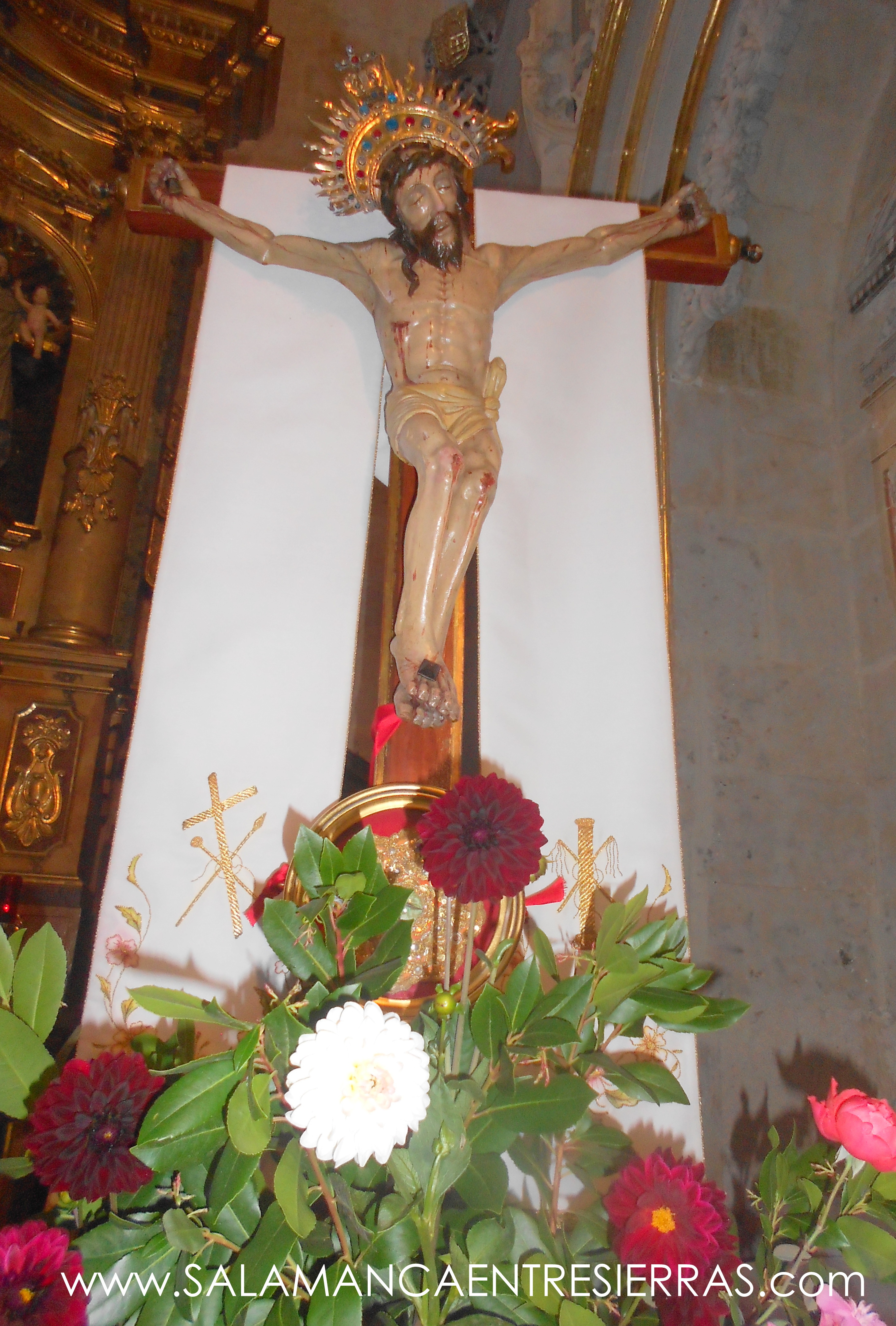 Al segundo Nocturno de los Maitines vieron una Luz pequeña