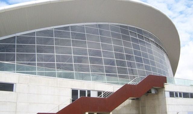 Aprobada la contratación de la gestión del Multiusos y de las pistas de pádel del Vicente del...