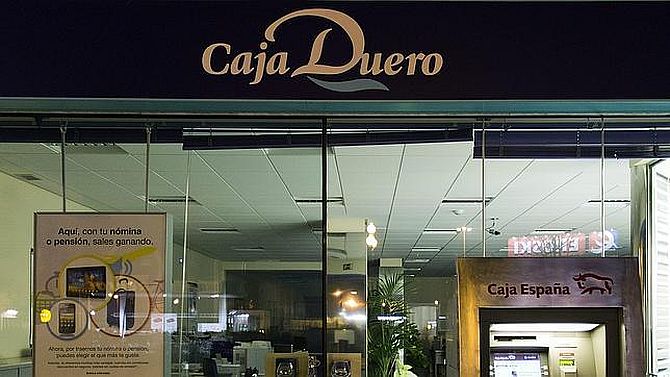 Los sindicatos de Caja España Duero trazan la línea roja: sólo 900 despidos