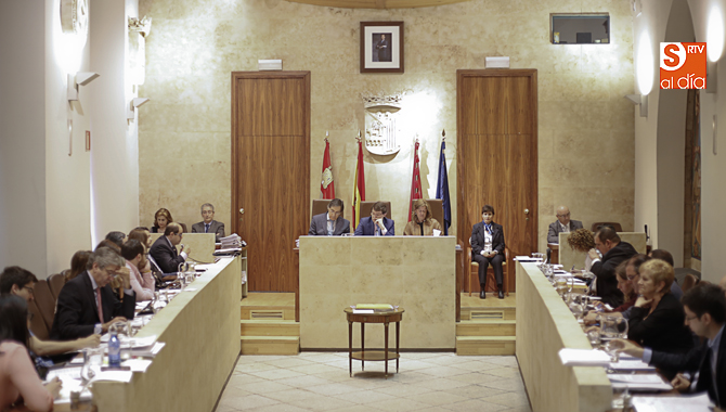 Un momento del pleno celebrado este viernes. Foto: Alejandro López