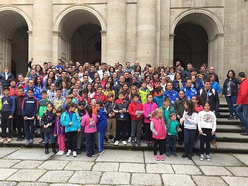 Representantes del Colegio San Agustín de Salamanca en El Escorial