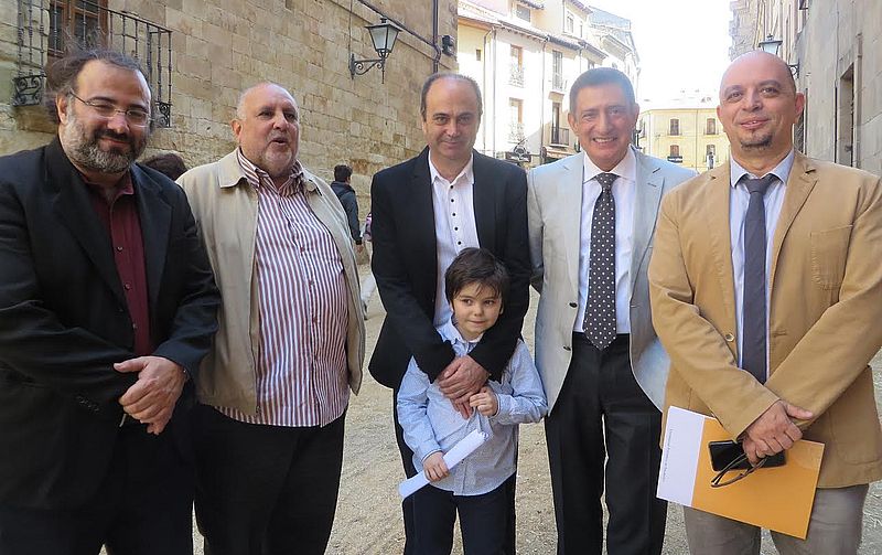 Los poetas Alencart, Viloria, Herrero, Fonseca y Gonzalez Iglesias, en la calle Compañía