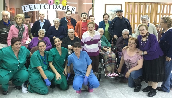 Emotivo cumpleaños de Inoncencia