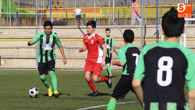 Momento de uno de los partidos disputados esta temporada en el fútbol base