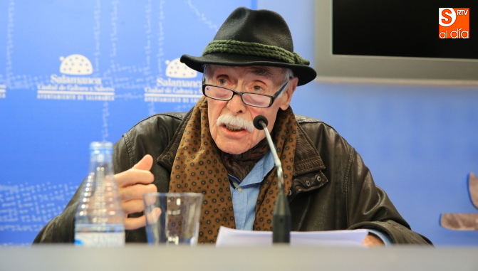 Jesús Hilario Tundidor, poeta / Foto de Alberto Martín