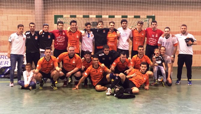 Plantilla del Ciudad de Salamanca tras su partido ante Mislata
