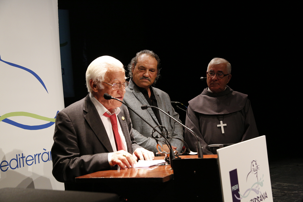 El padre Ángel, fundador y presidente de Mensajeros de la Paz