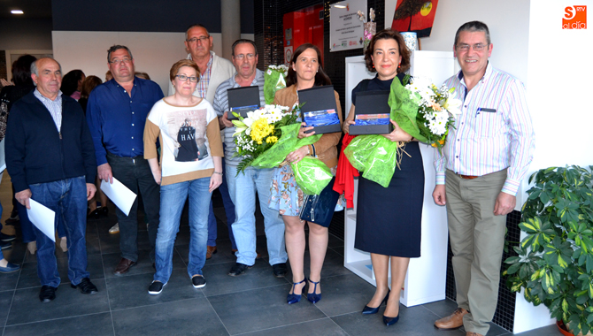 La Notaria Marina Lobo, Cruz Roja y Radio Ayuda CB 27 fueron reconocidos por su labor durante la asamblea de Acopedis