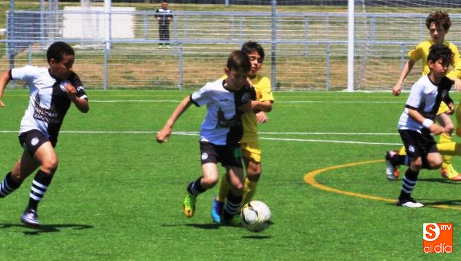 Momento del partido entre Unionistas y el Laguna en La Aldehuela