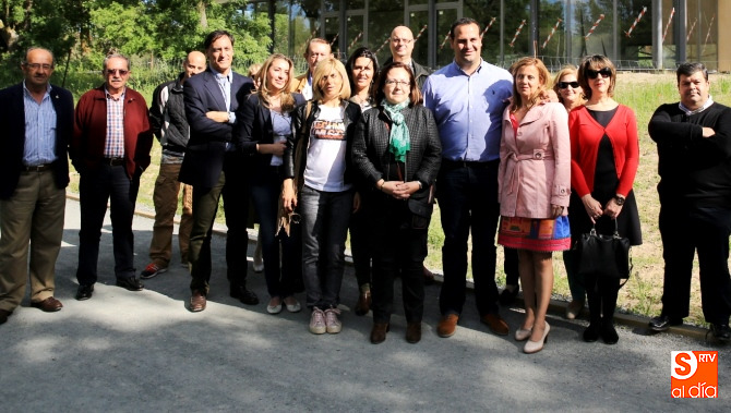 Visita de los candidatos del PP a la Isla del Soto en Santa Marta. Foto: Alberto Martín
