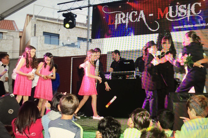 Desfile de peñas y concurso de disfraces en Cabrerizos