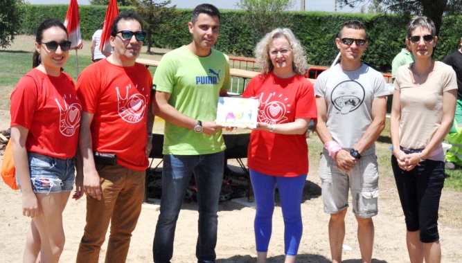 Entrega del cuadro de Pyfano al Ayuntamiento de Carrascal de Barregas