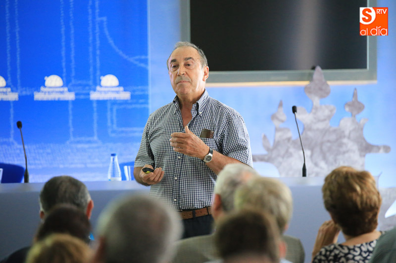 Conferencia de Vicente Lorente Herrero en la Sala de la Palabra del Teatro Liceo / Foto de Alberto Martín