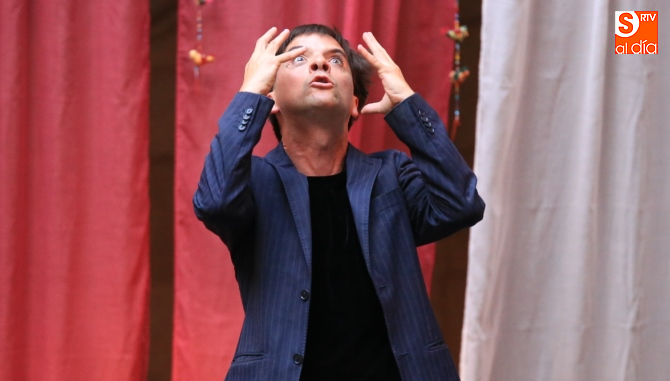 Actuación de Nuno Pinto en la Casa de las Conchas