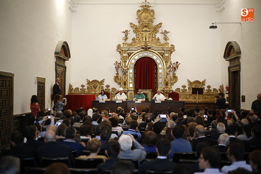Ceremonia Fin de Grado Teología, Derecho Canónico y Filosofía. Foto: Alejandro López