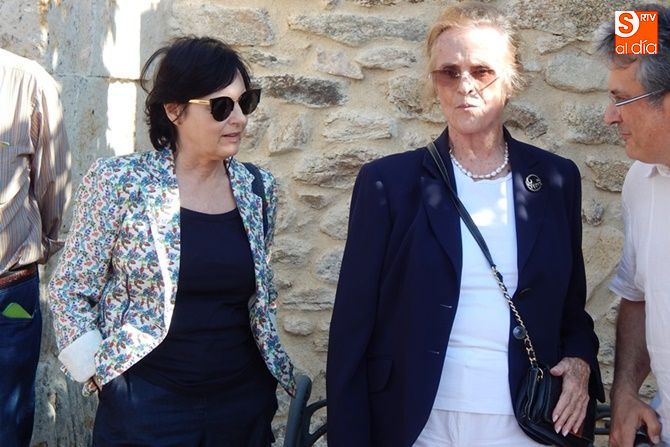 María Victoria Atencia y Chantal Maillard, en Juzbado