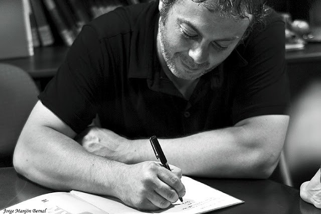 El escritor y poeta Raúl Vacas