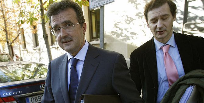 Ulibarri, acusado de pagar comisiones para obtener obras de construcción