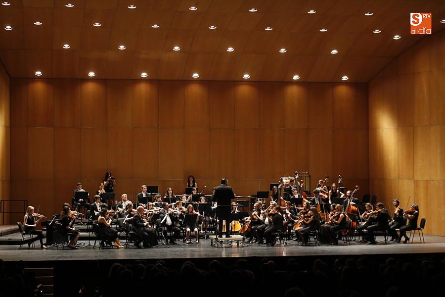 Inicio del concierto en el CAEM (Foto de Álex López)