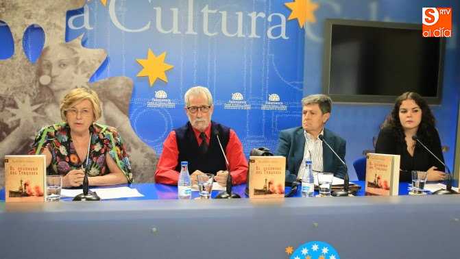 Presentación del libro en la Sala de la Palabra del Teatro Liceo / Foto de Alberto Martín