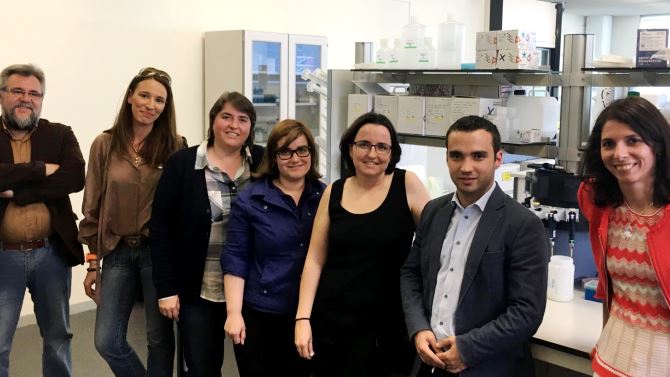 Pablo Yáñez, candidato de Ciudadanos al Congreso, con investigadores del Parque Tecnológico de Villamayor